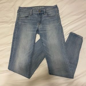 American Eagle Skinny Jeans🤍